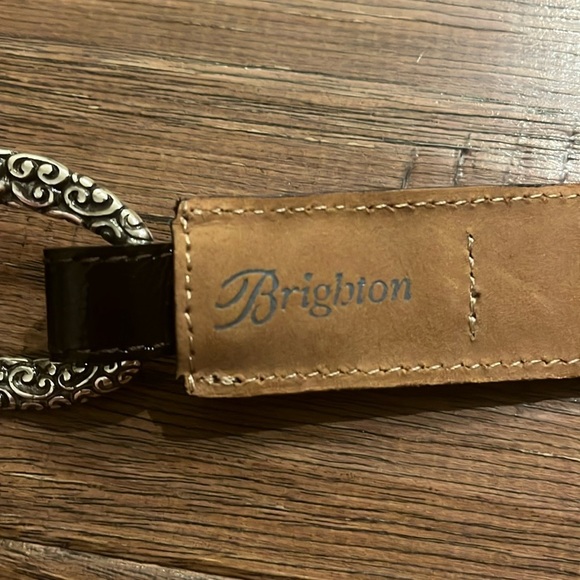 Brighton Cher Brown Stretch Embossed Belt with Silver Hardware Accents 34” - Picture 3 of 7